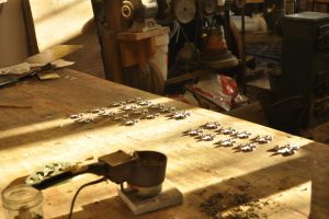 Cain Inc. Fleurs De Lis Lead Casting Stained Glass Metal Accents