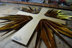 Cain Inc. Wayne Cain Stained Glass Art Glass Cross