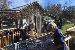 Cain Inc. Wayne Cain Stained Glass Puttying Craftsman