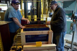 Grace & Glory Luthran - Cain Art Glass (14) (Medium)